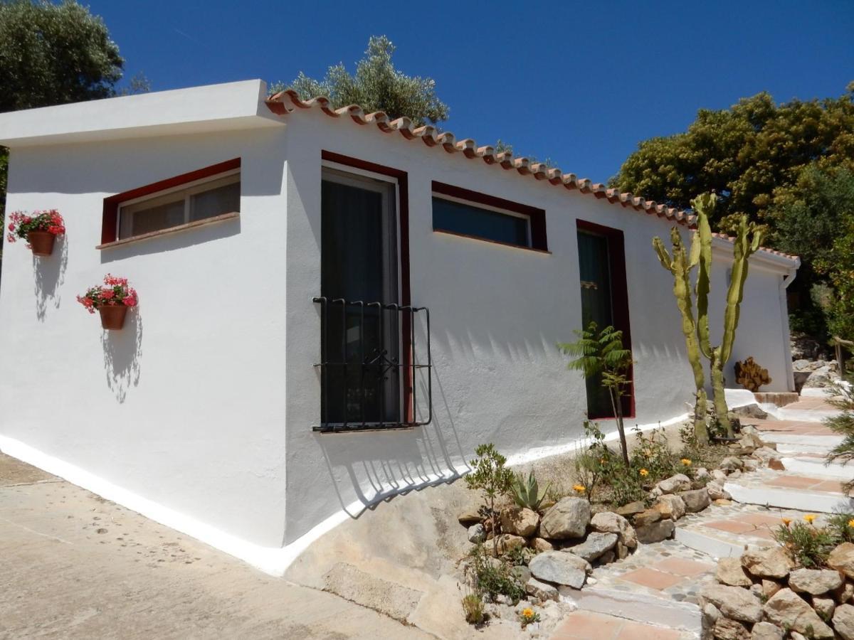 Bed And Breakfast Lagabella Sedella Exterior foto