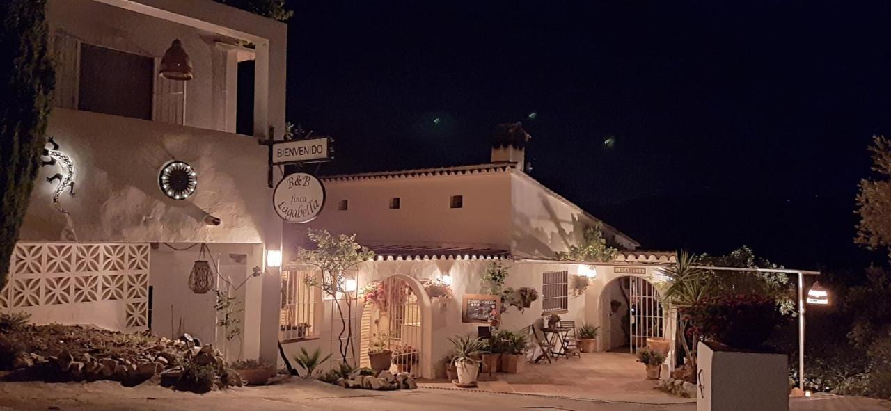 Bed And Breakfast Lagabella Sedella Exterior foto