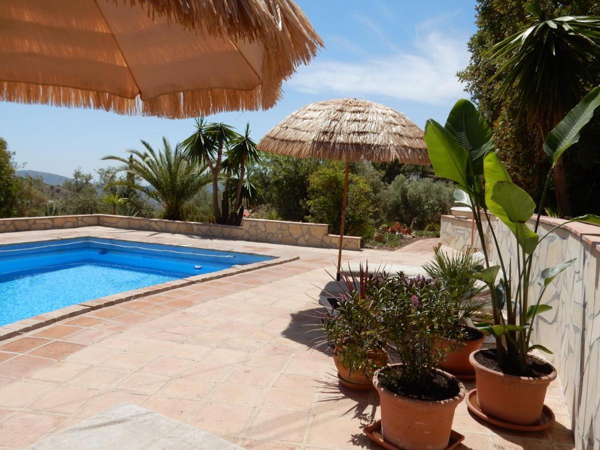 Bed And Breakfast Lagabella Sedella Exterior foto